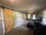 319 Watts Street - Photo 2