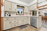 7258 Yorkshire Drive - Photo 10