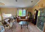 558 Thornhill Court - Photo 11