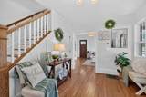303 Middle Street - Photo 3