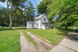 718 Blackstone Street - Photo 2