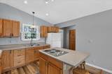 11915 Lakeway Street - Photo 16