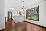 1447 Oak Terrace - Photo 11