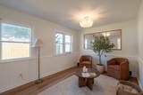 1922 Delwood Avenue - Photo 6