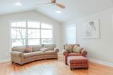 210 Market Place - Photo 13