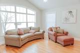 210 Market Place - Photo 14