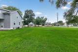 555 Pleasant Street - Photo 44