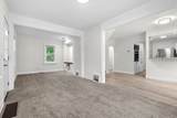 736 Hutchinson Street - Photo 4