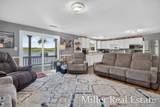 2032 Howard Point - Photo 17