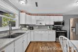2032 Howard Point - Photo 8