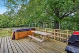 12151 M 216 - Photo 15