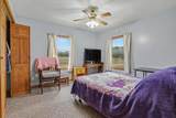 12151 M 216 - Photo 7
