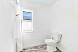 324 Oak Street - Photo 11
