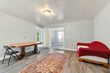 324 Oak Street - Photo 5