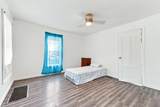 324 Oak Street - Photo 7
