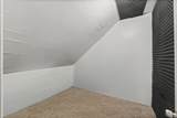 18701 Cherrylawn Avenue - Photo 21