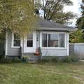 814 / Woodlawn Avenue - Photo 2