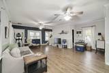2208 Nelson Street - Photo 5