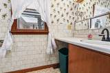 2854 Oak Street - Photo 22