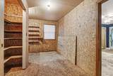 2854 Oak Street - Photo 40