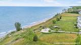 688 Waters Edge Drive - Photo 25