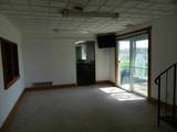 22951 Riverside Drive - Photo 32