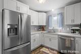 1911 Benjamin Avenue - Photo 8