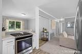 1911 Benjamin Avenue - Photo 9