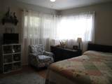 1049 Summit Avenue - Photo 10
