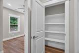 9620 Rexford Road - Photo 22