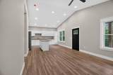 9620 Rexford Road - Photo 29