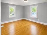 2144 Baker Street - Photo 3