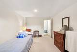 9808 Oak Forest Circle - Photo 33