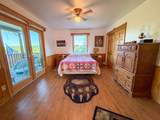 1542 Campbell Road - Photo 18