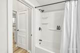 433 Leonard Street - Photo 18