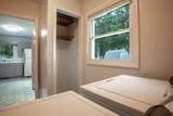 12 Hyde Road - Photo 17