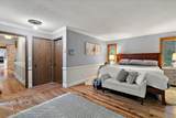 955 Kenwood Drive - Photo 24