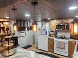 10450 Tuttle Road - Photo 14