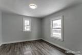 922 Burton Street - Photo 23