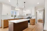 11792 Everett Avenue - Photo 9