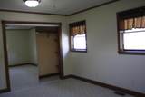 22951 Riverside Drive - Photo 16