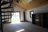 22951 Riverside Drive - Photo 17