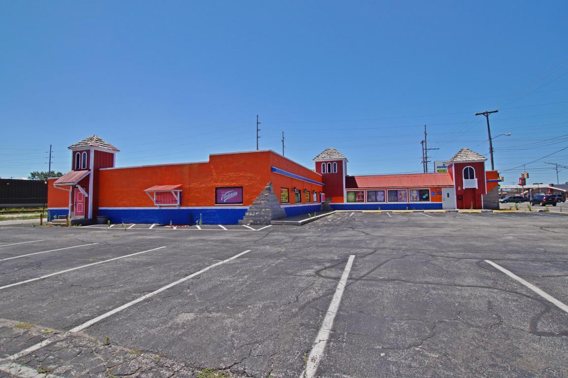 785 Broadway Avenue - Photo 1
