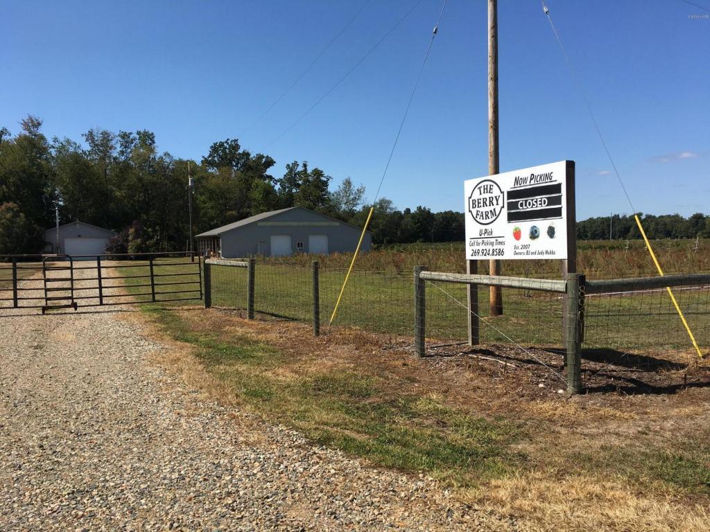8901 13 Mile Rd. - Photo 1