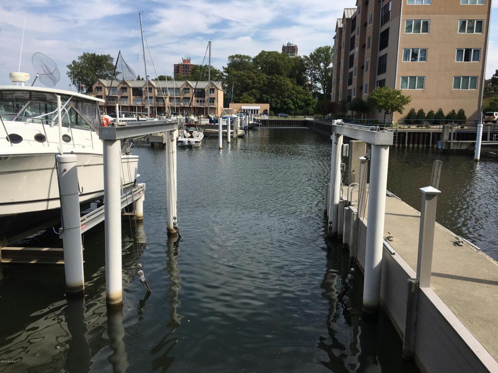 312 Water Street - Photo 1