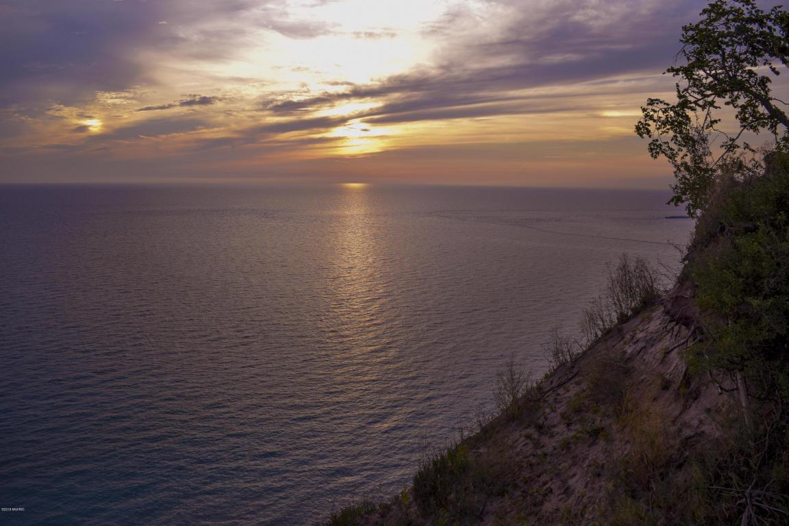 Summit Retreat Drive - Photo 1