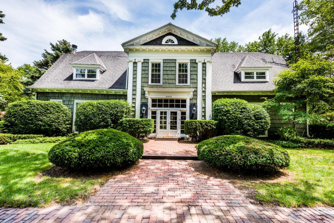 2813 Lakeshore Drive - Photo 1