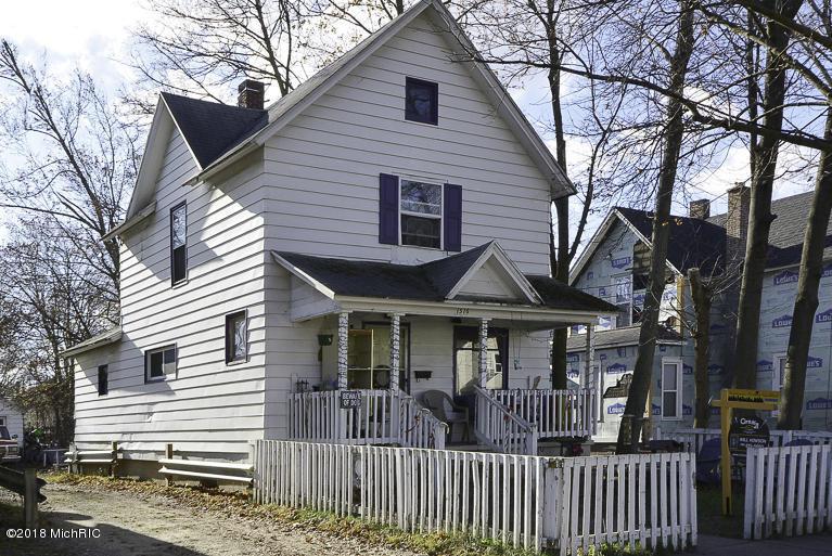 1516 Washington Avenue - Photo 1