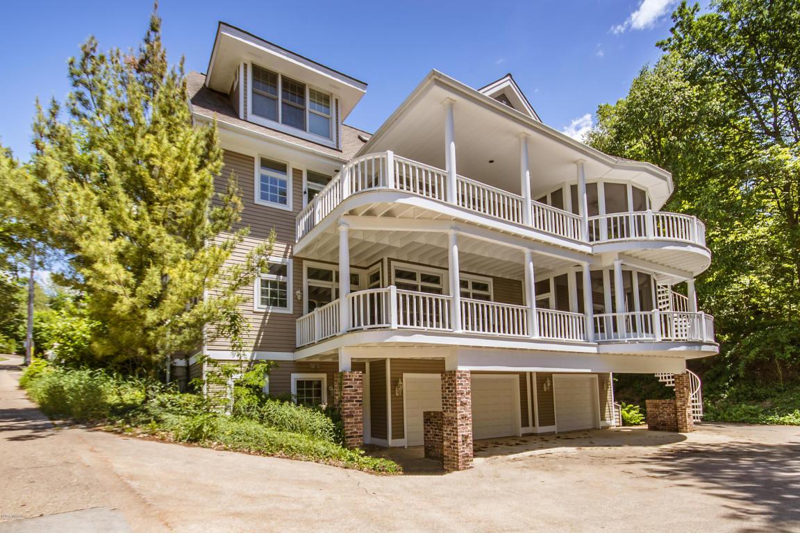 2384 Valley Avenue - Photo 1