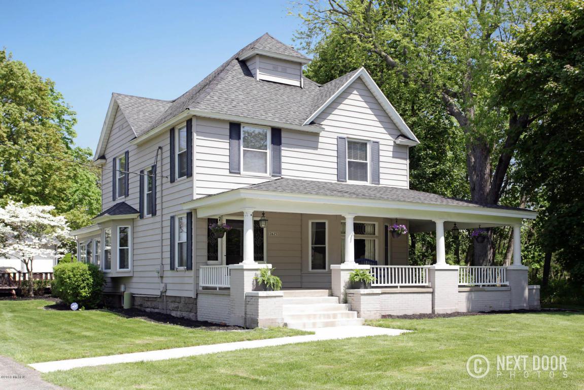 3625 4 Mile Road - Photo 1